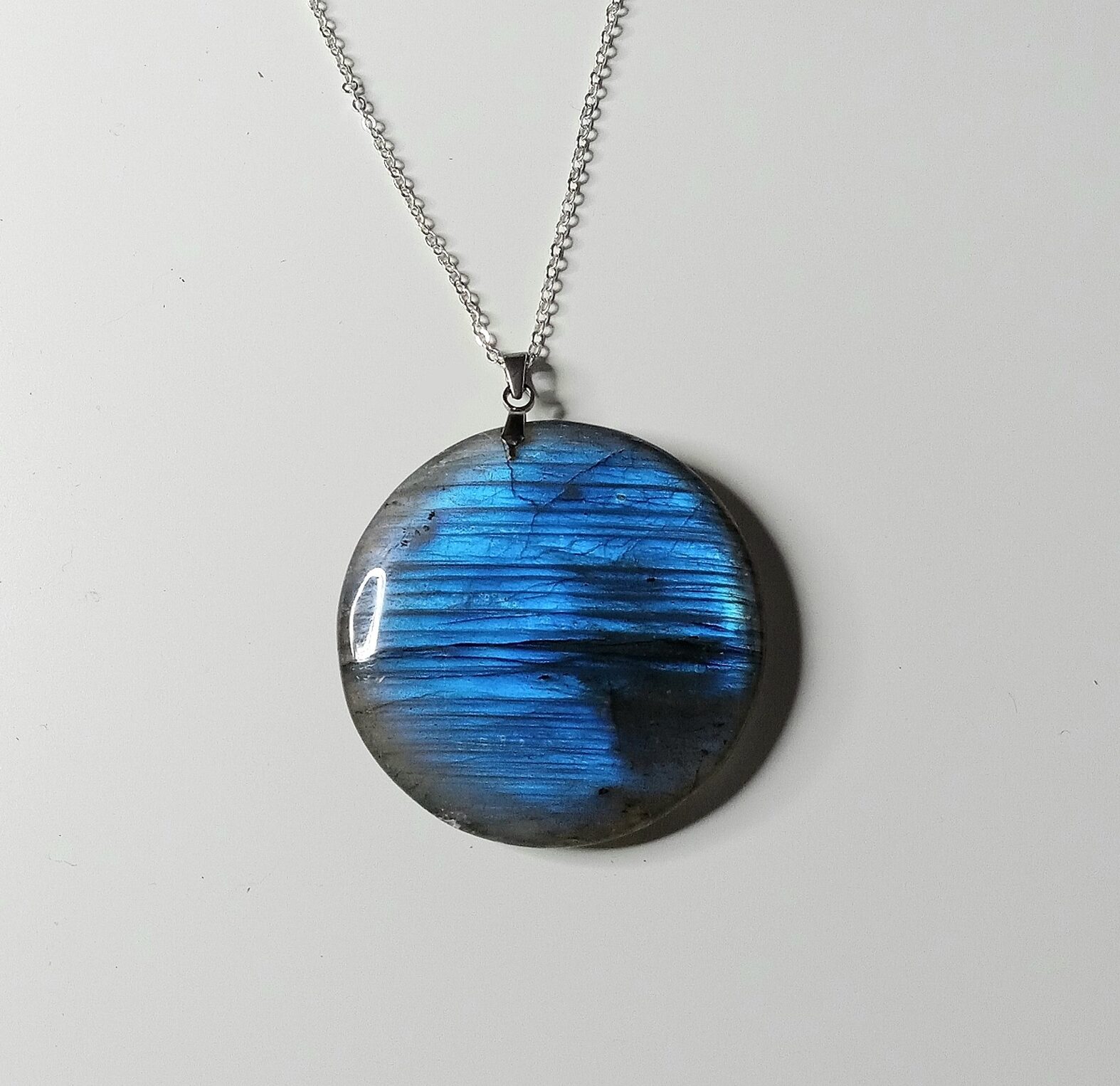 Labradorite Circle Pendant